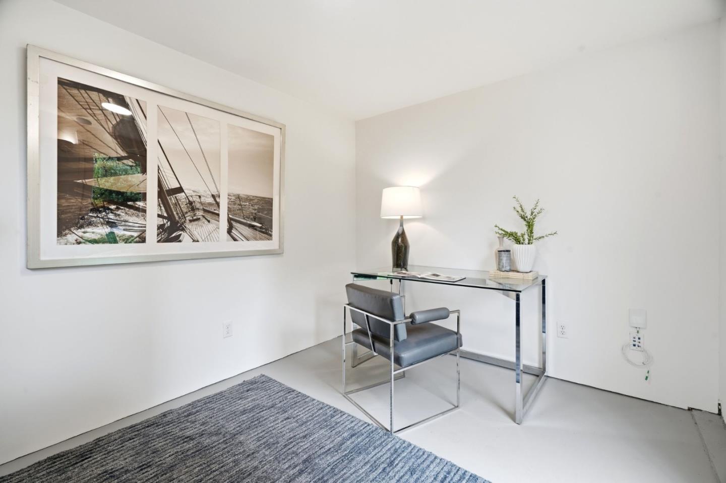 Detail Gallery Image 26 of 31 For 2703 South Ct, Palo Alto,  CA 94306 - 3 Beds | 2 Baths