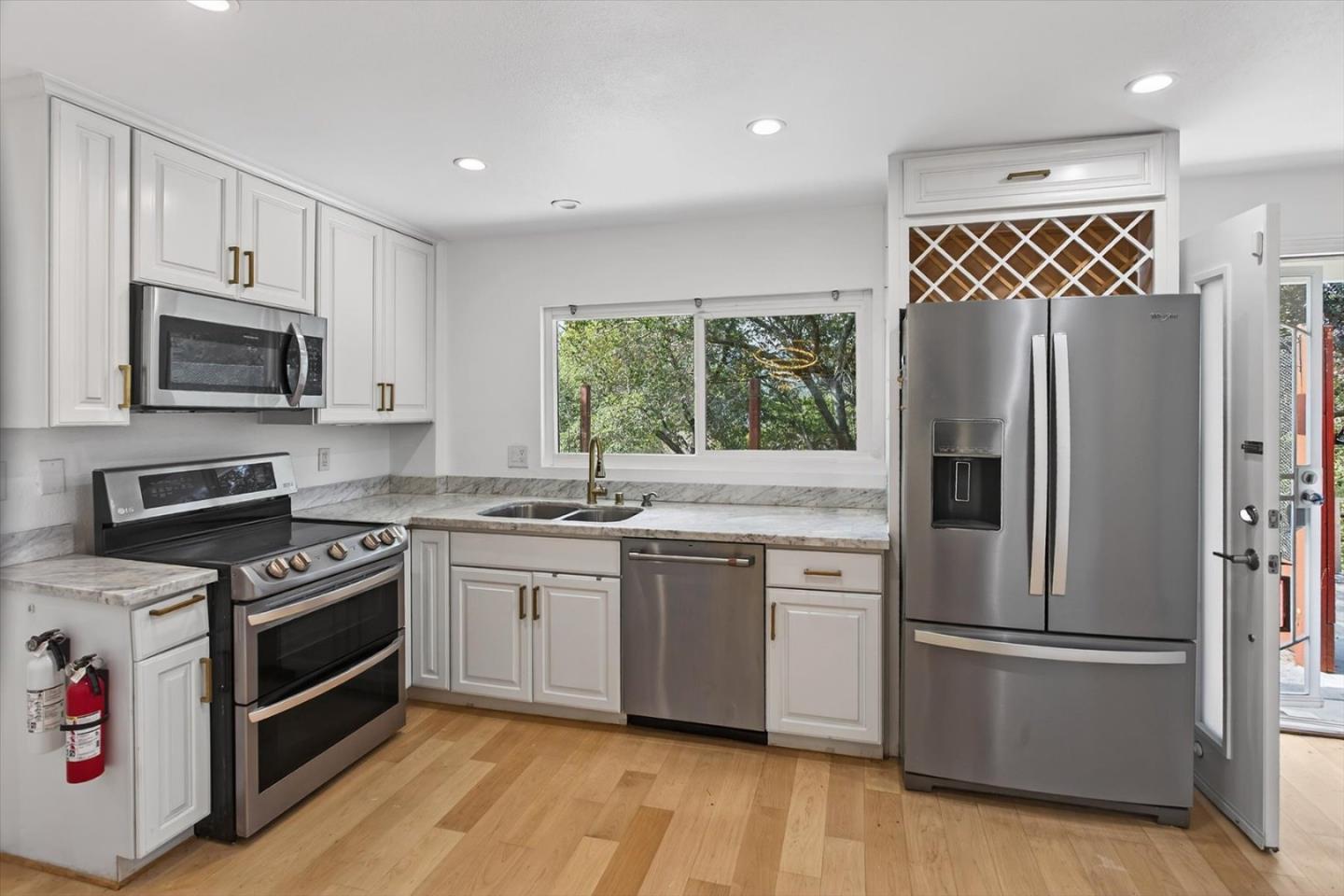 Detail Gallery Image 60 of 79 For 20550 Buena Monte Dr, San Jose,  CA 95120 - 6 Beds | 4 Baths