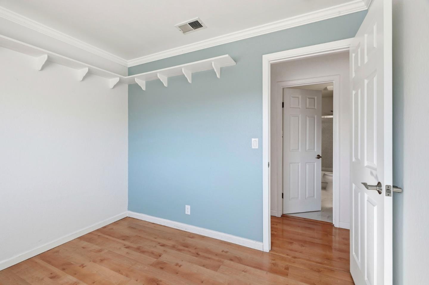 Detail Gallery Image 16 of 35 For 5228 Fell Ave, San Jose,  CA 95136 - 3 Beds | 2 Baths