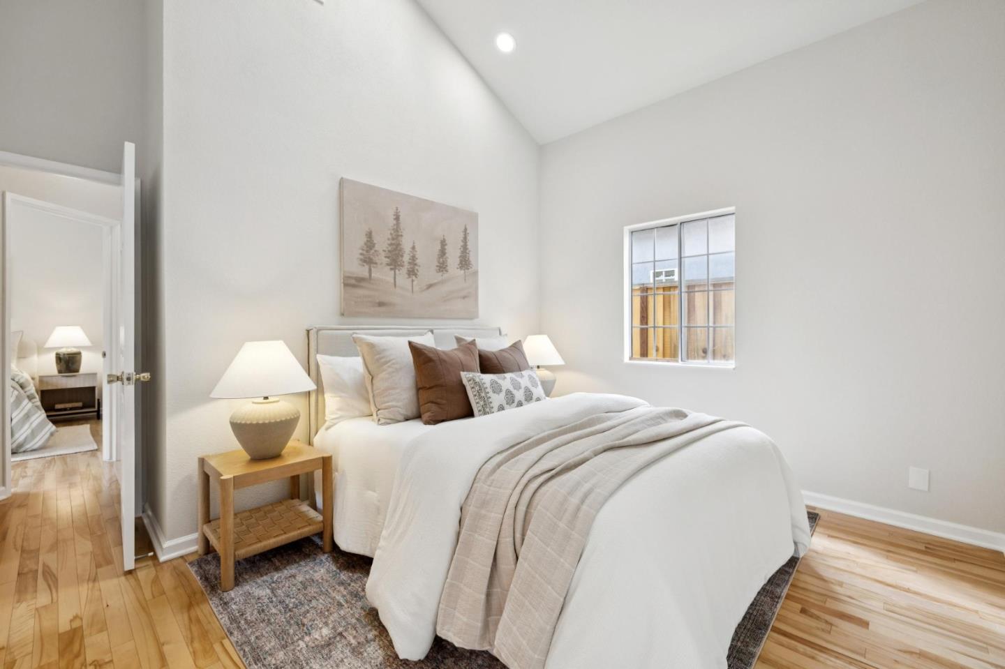 Detail Gallery Image 11 of 22 For 280 College Ave, Mountain View,  CA 94040 - 3 Beds | 2 Baths