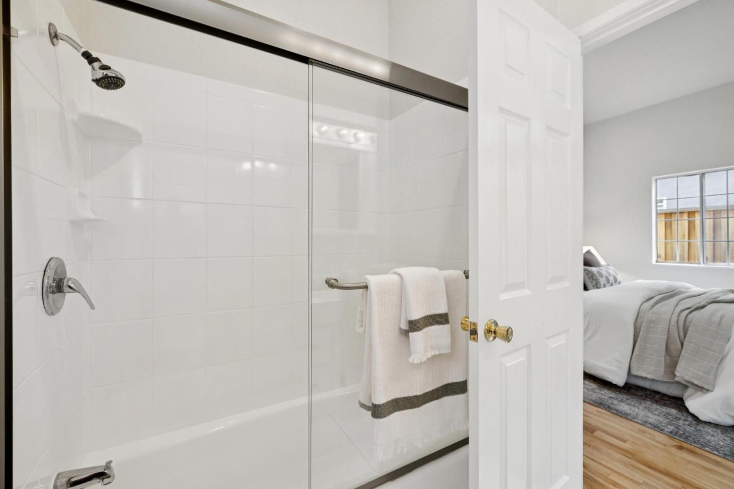 Detail Gallery Image 15 of 22 For 280 College Ave, Mountain View,  CA 94040 - 3 Beds | 2 Baths