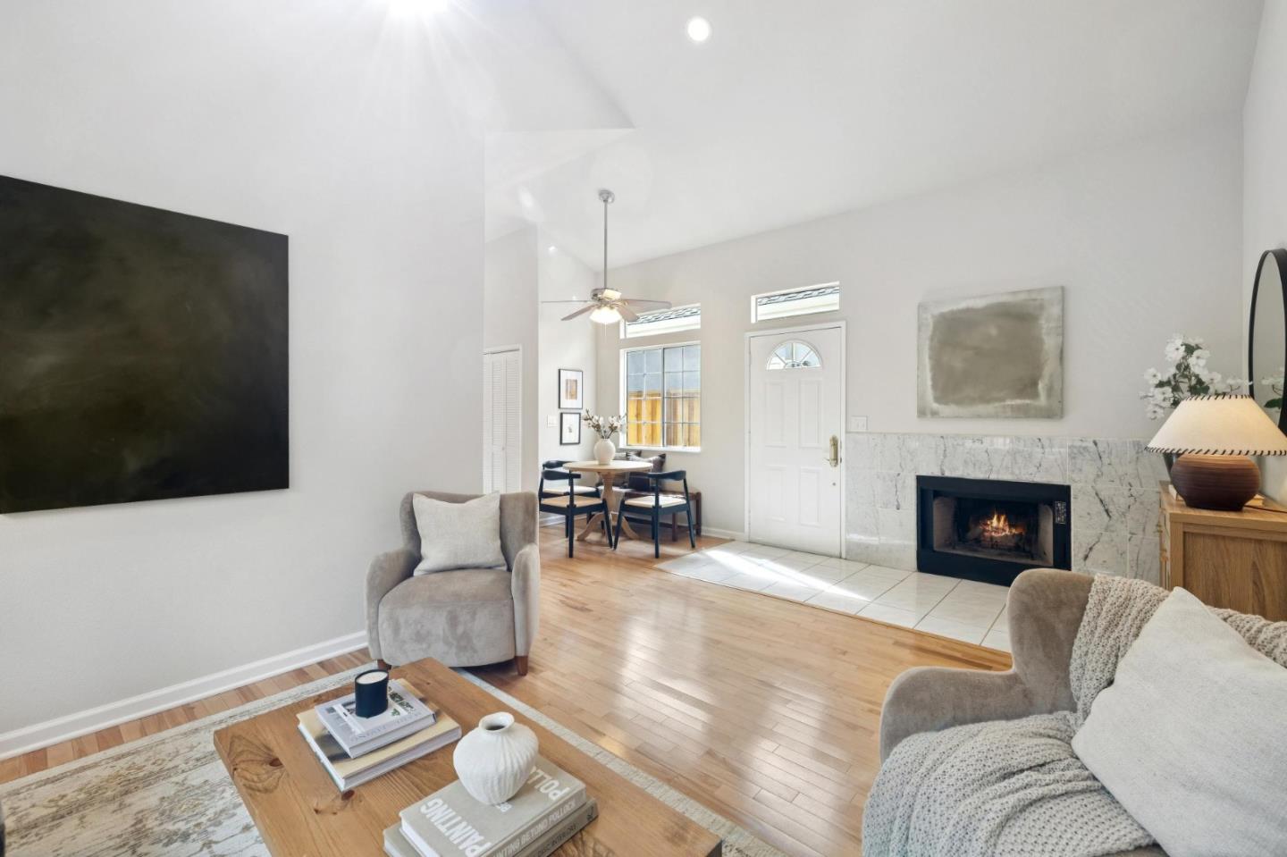 Detail Gallery Image 5 of 22 For 280 College Ave, Mountain View,  CA 94040 - 3 Beds | 2 Baths