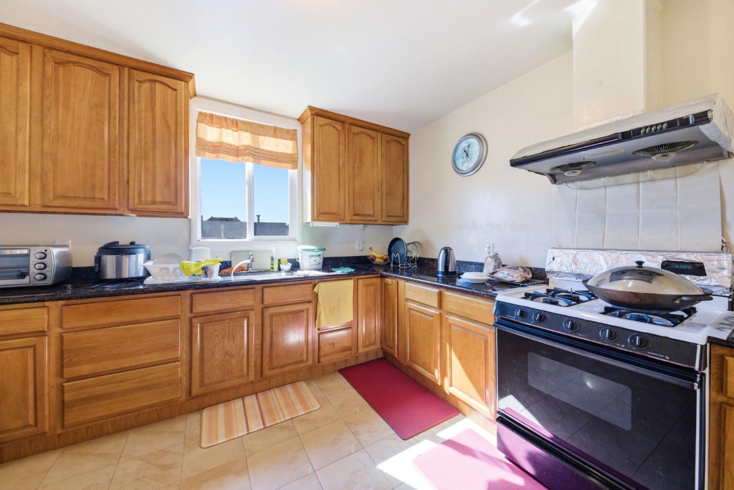 Detail Gallery Image 18 of 57 For 129 W Moltke St, Daly City,  CA 94014 - 3 Beds | 2 Baths