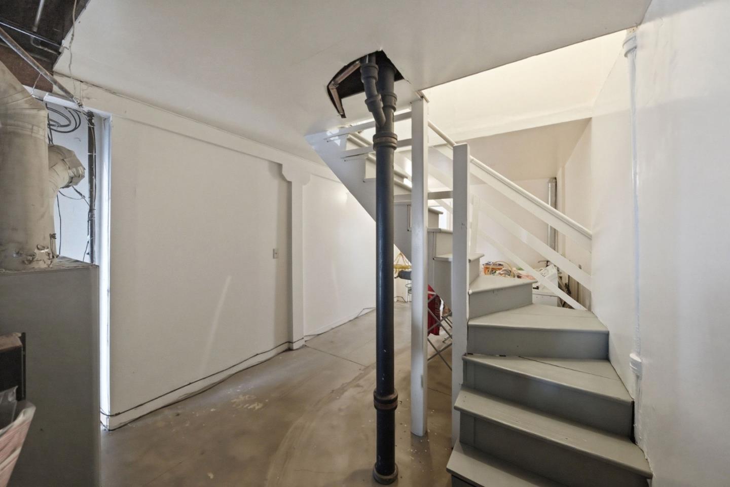 Detail Gallery Image 29 of 57 For 129 W Moltke St, Daly City,  CA 94014 - 3 Beds | 2 Baths