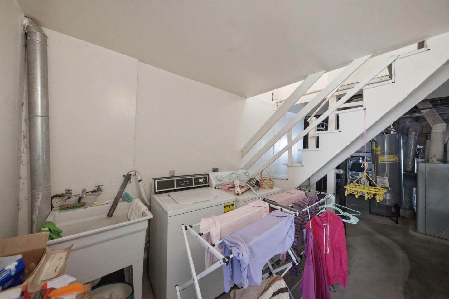 Detail Gallery Image 30 of 57 For 129 W Moltke St, Daly City,  CA 94014 - 3 Beds | 2 Baths