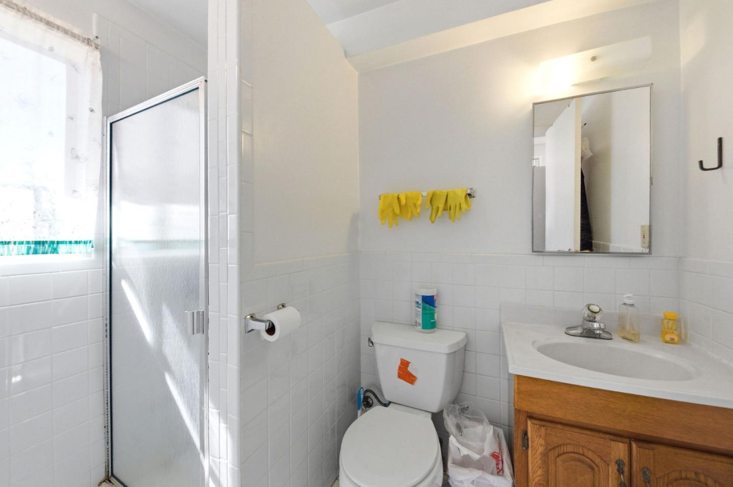 Detail Gallery Image 33 of 57 For 129 W Moltke St, Daly City,  CA 94014 - 3 Beds | 2 Baths