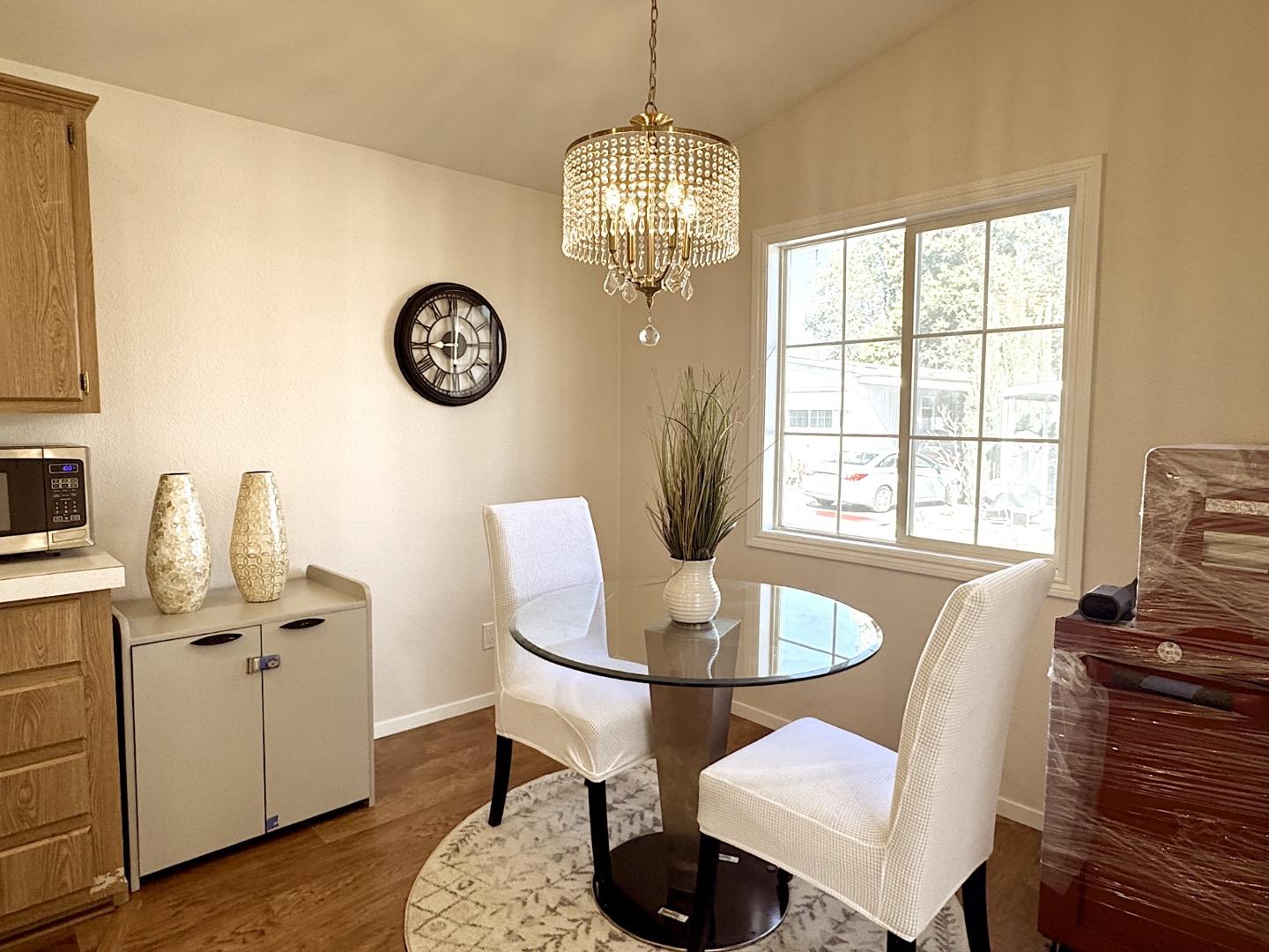 Detail Gallery Image 13 of 30 For 1240 via Jose #96,  Livermore,  CA 94551 - 2 Beds | 2 Baths