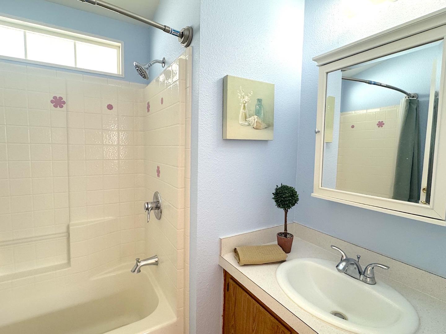 Detail Gallery Image 24 of 30 For 1240 via Jose #96,  Livermore,  CA 94551 - 2 Beds | 2 Baths