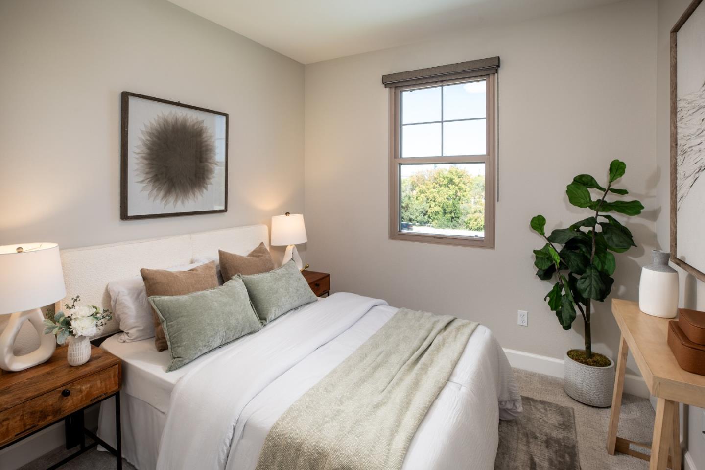 Detail Gallery Image 17 of 24 For 83 Fairchild Dr, Mountain View,  CA 94043 - 4 Beds | 3/1 Baths