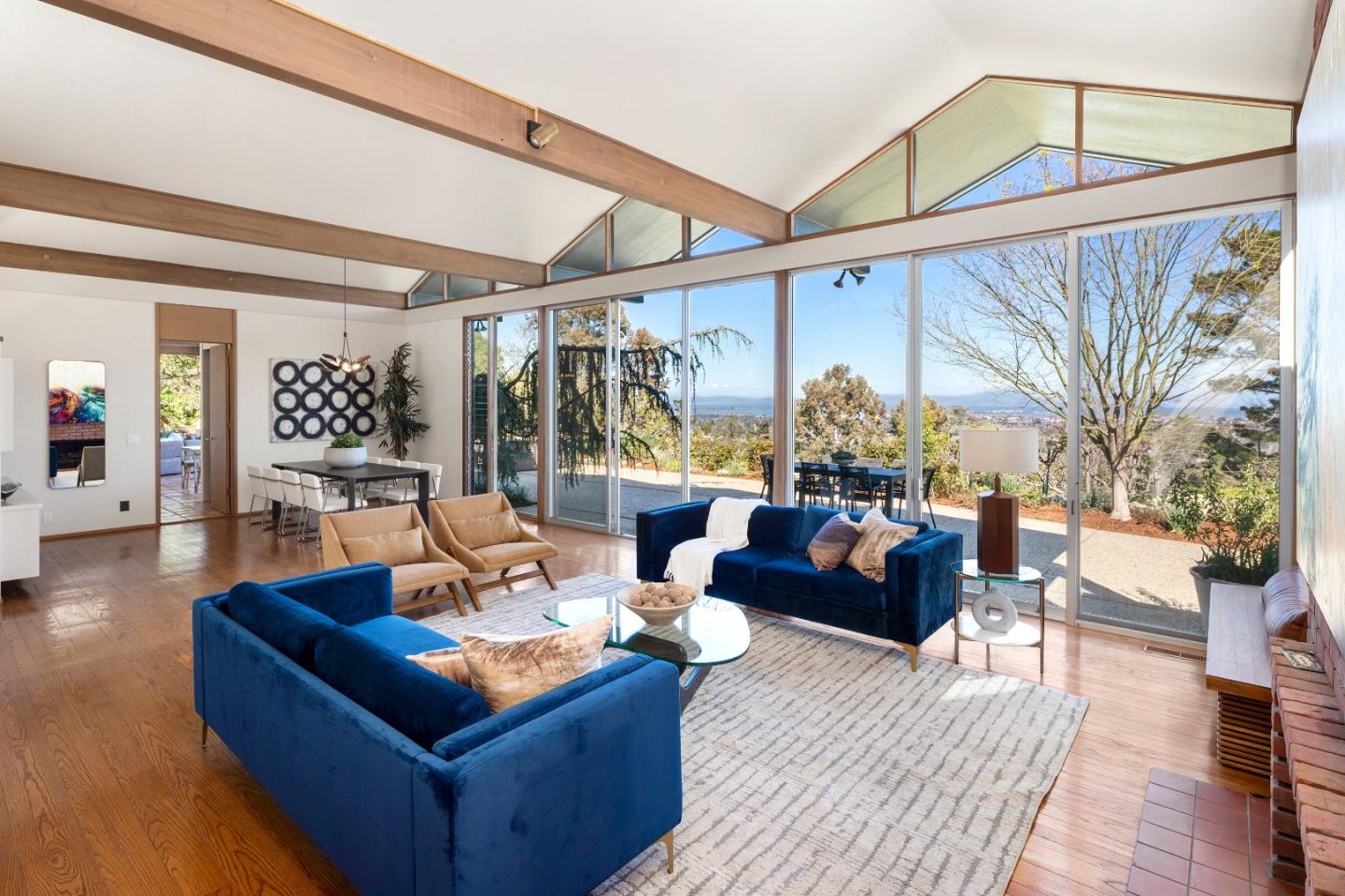 Front Image Thumbnail for ML82037292