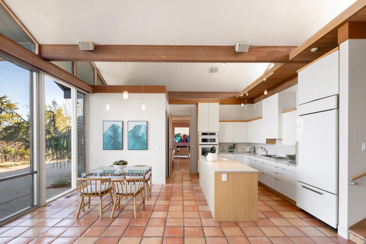 Detail Gallery Image 13 of 42 For 51 Cragmont Way, Woodside,  CA 94062 - 4 Beds | 3 Baths