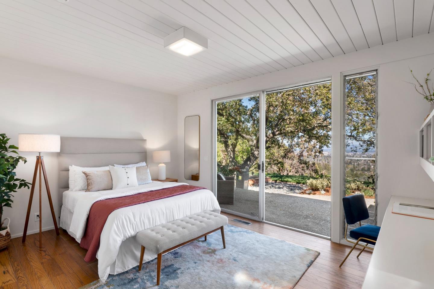 Detail Gallery Image 18 of 42 For 51 Cragmont Way, Woodside,  CA 94062 - 4 Beds | 3 Baths