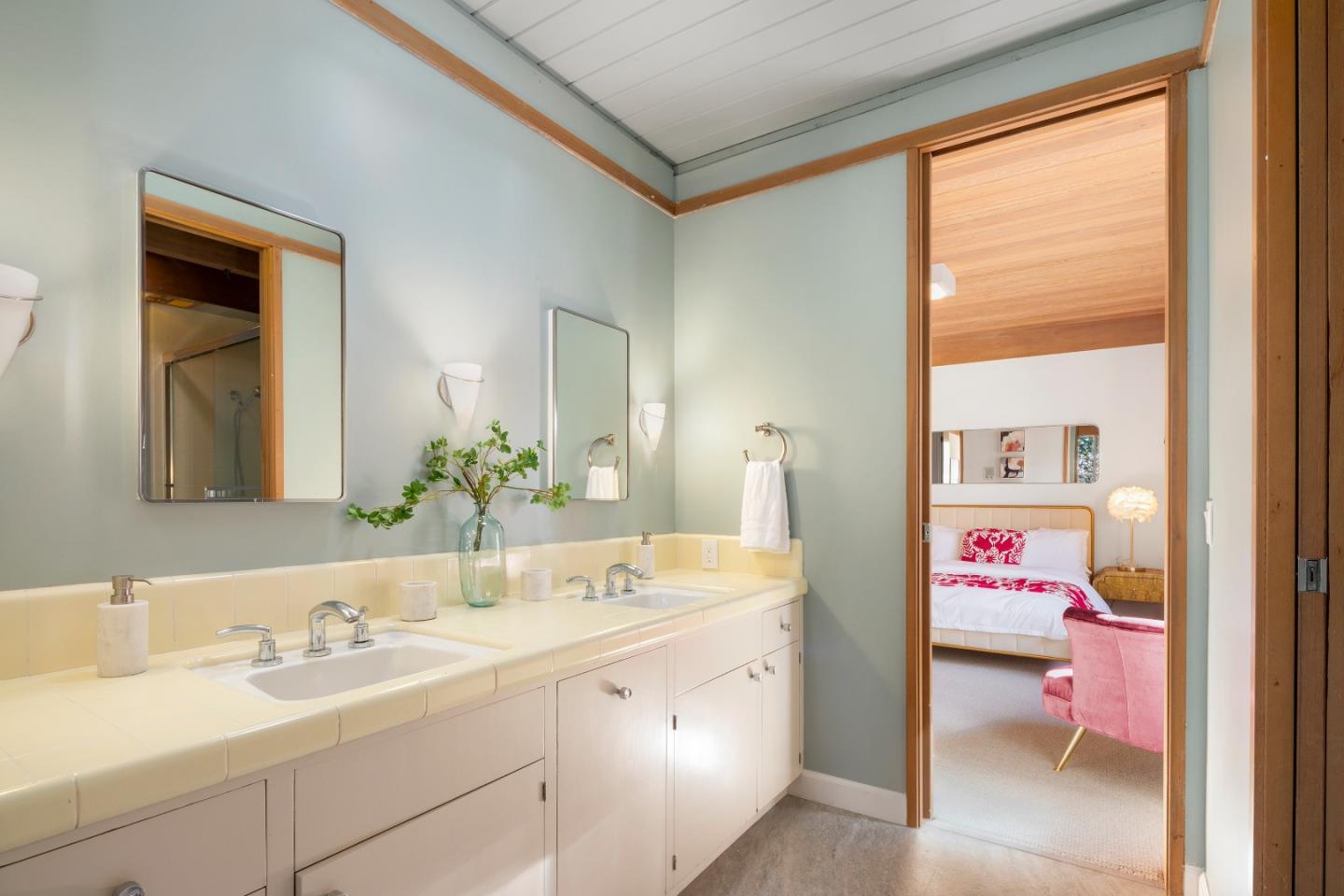 Detail Gallery Image 20 of 42 For 51 Cragmont Way, Woodside,  CA 94062 - 4 Beds | 3 Baths