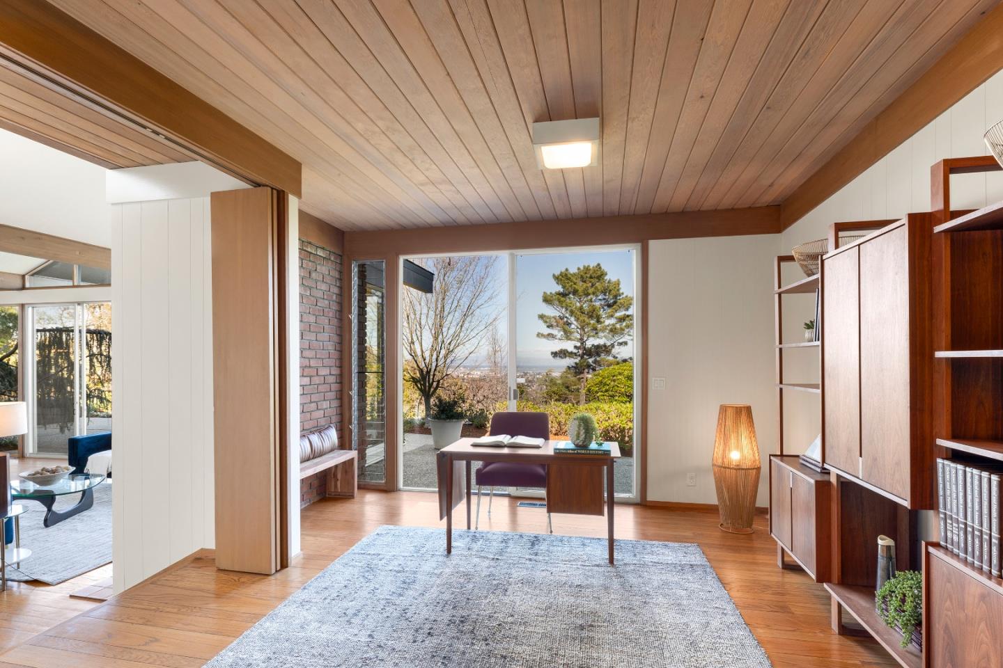 Detail Gallery Image 26 of 42 For 51 Cragmont Way, Woodside,  CA 94062 - 4 Beds | 3 Baths