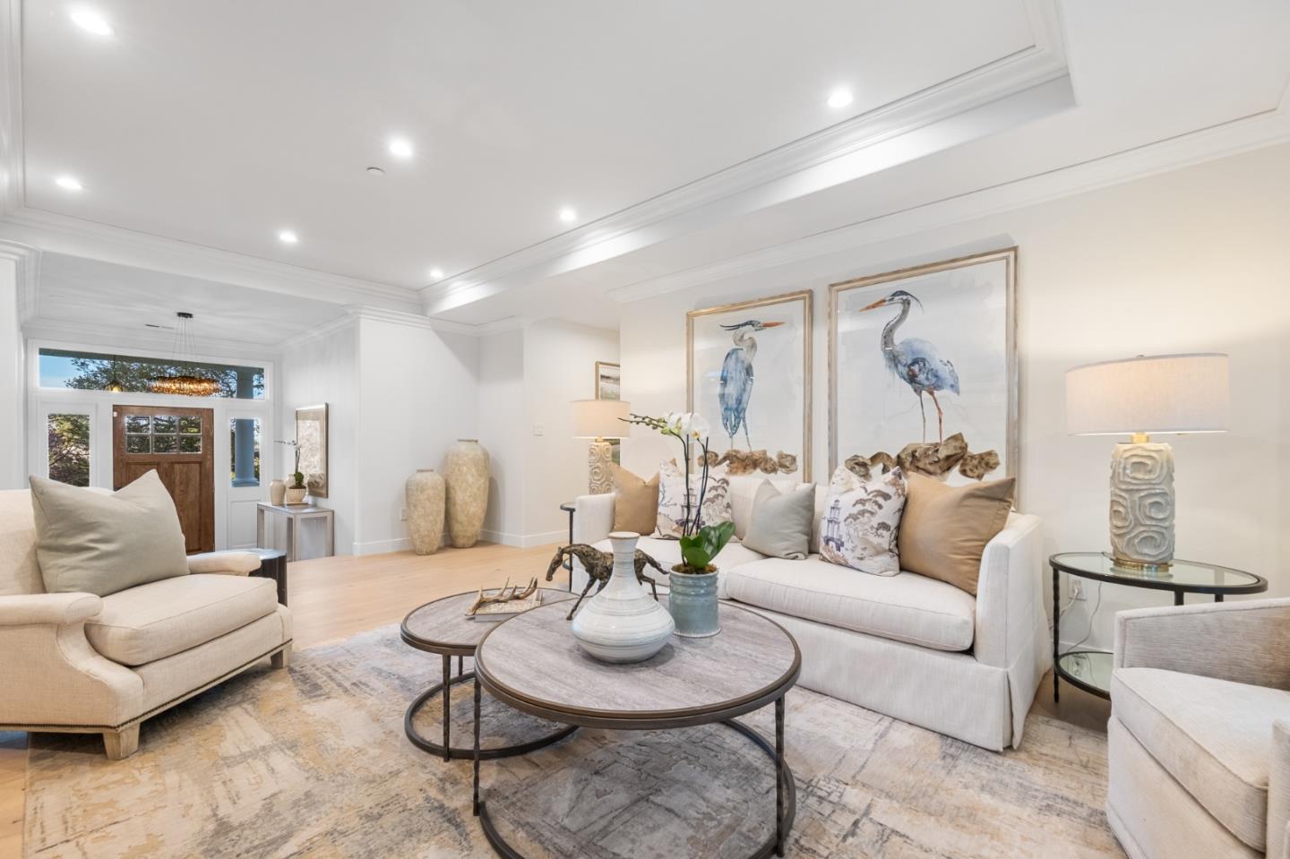 Detail Gallery Image 17 of 72 For 2260 Summit Dr, Hillsborough,  CA 94010 - 4 Beds | 3/1 Baths