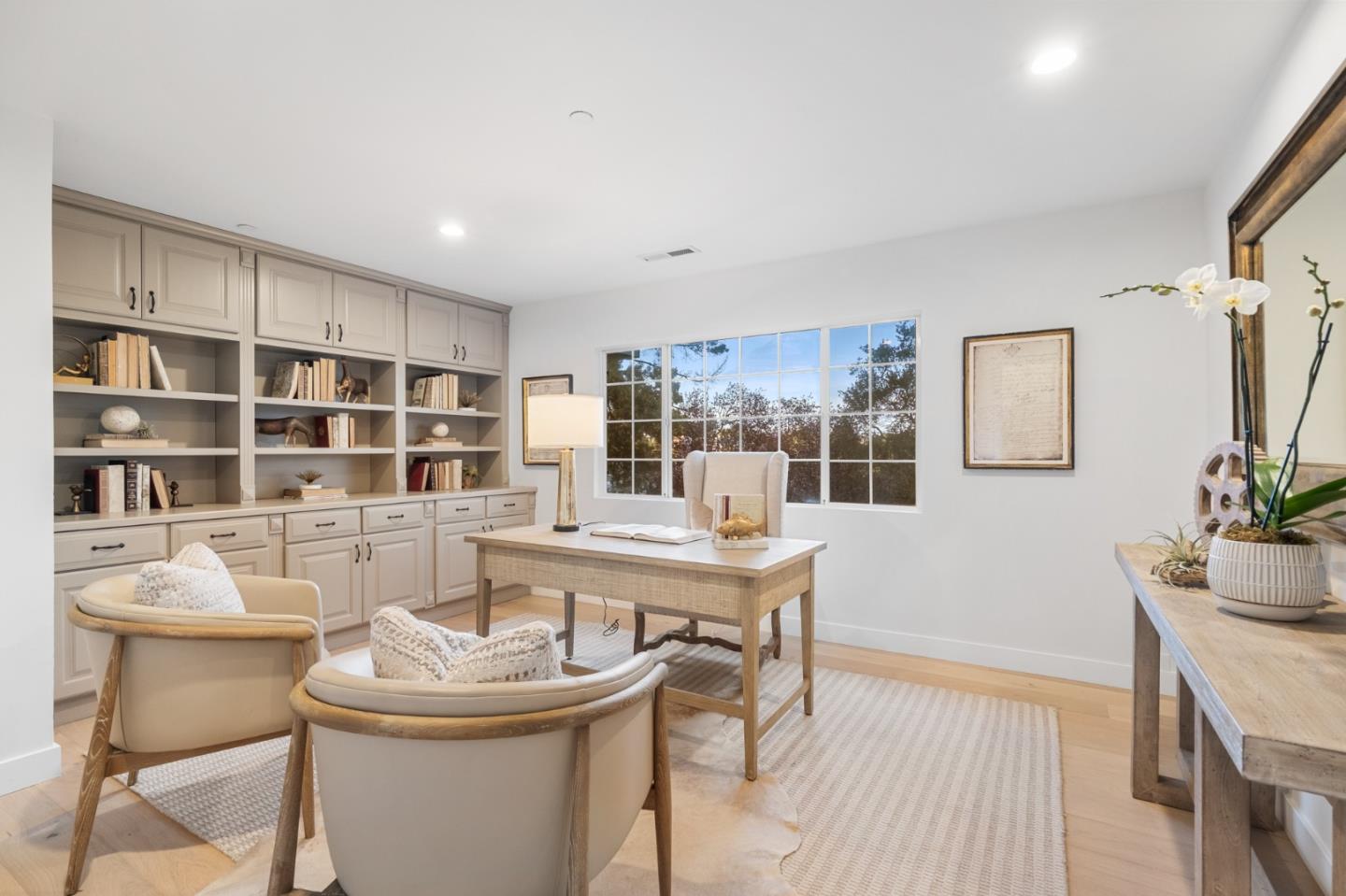 Detail Gallery Image 23 of 72 For 2260 Summit Dr, Hillsborough,  CA 94010 - 4 Beds | 3/1 Baths