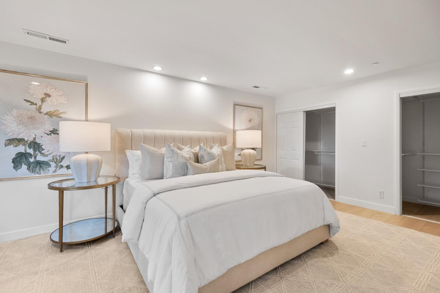 Detail Gallery Image 25 of 72 For 2260 Summit Dr, Hillsborough,  CA 94010 - 4 Beds | 3/1 Baths