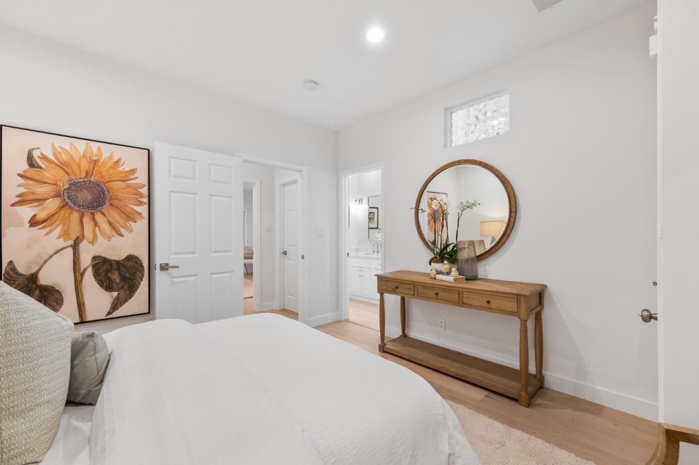 Detail Gallery Image 36 of 72 For 2260 Summit Dr, Hillsborough,  CA 94010 - 4 Beds | 3/1 Baths