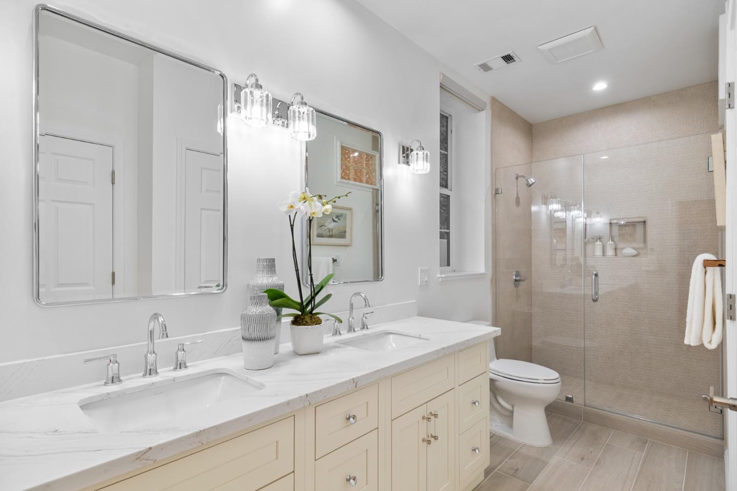 Detail Gallery Image 37 of 72 For 2260 Summit Dr, Hillsborough,  CA 94010 - 4 Beds | 3/1 Baths