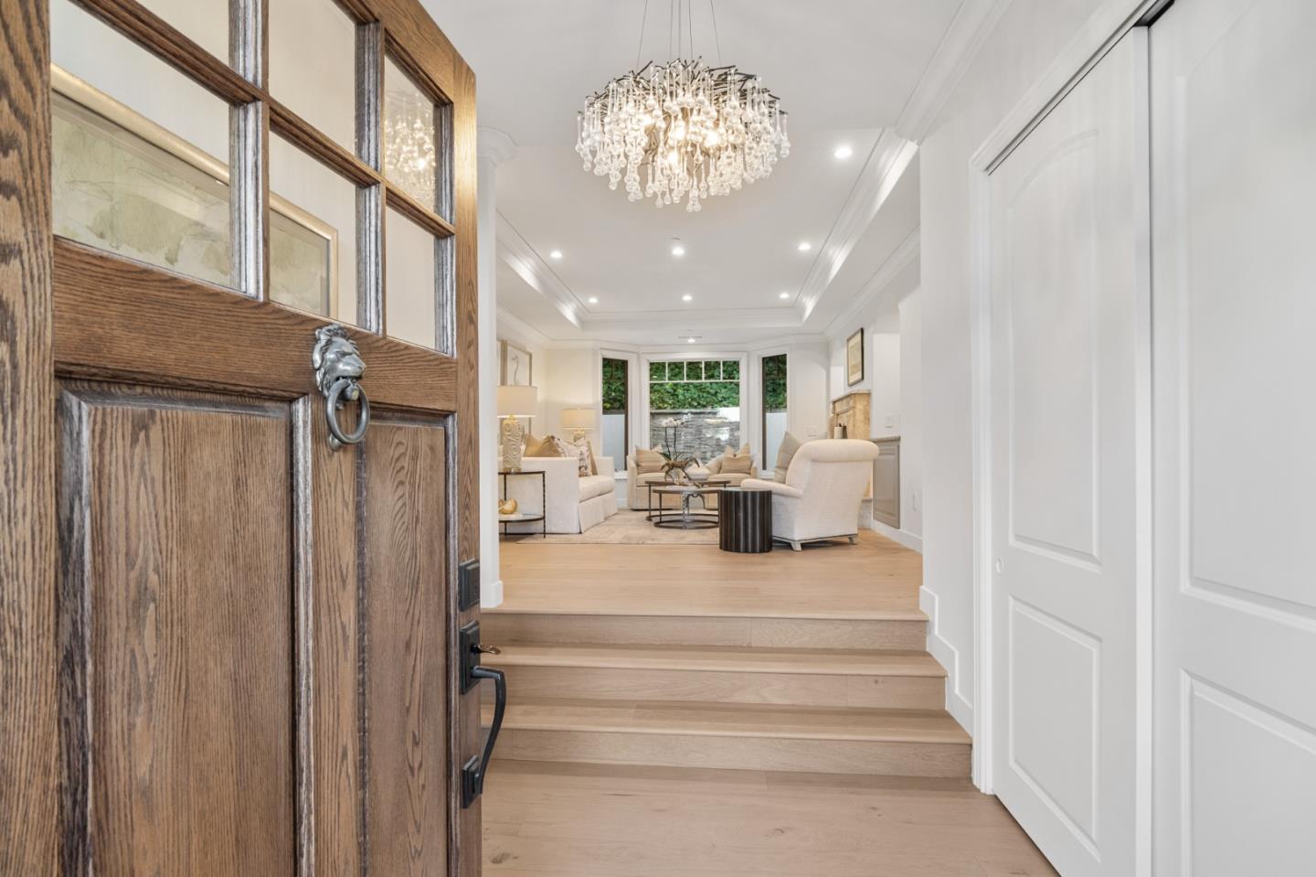 Detail Gallery Image 41 of 72 For 2260 Summit Dr, Hillsborough,  CA 94010 - 4 Beds | 3/1 Baths