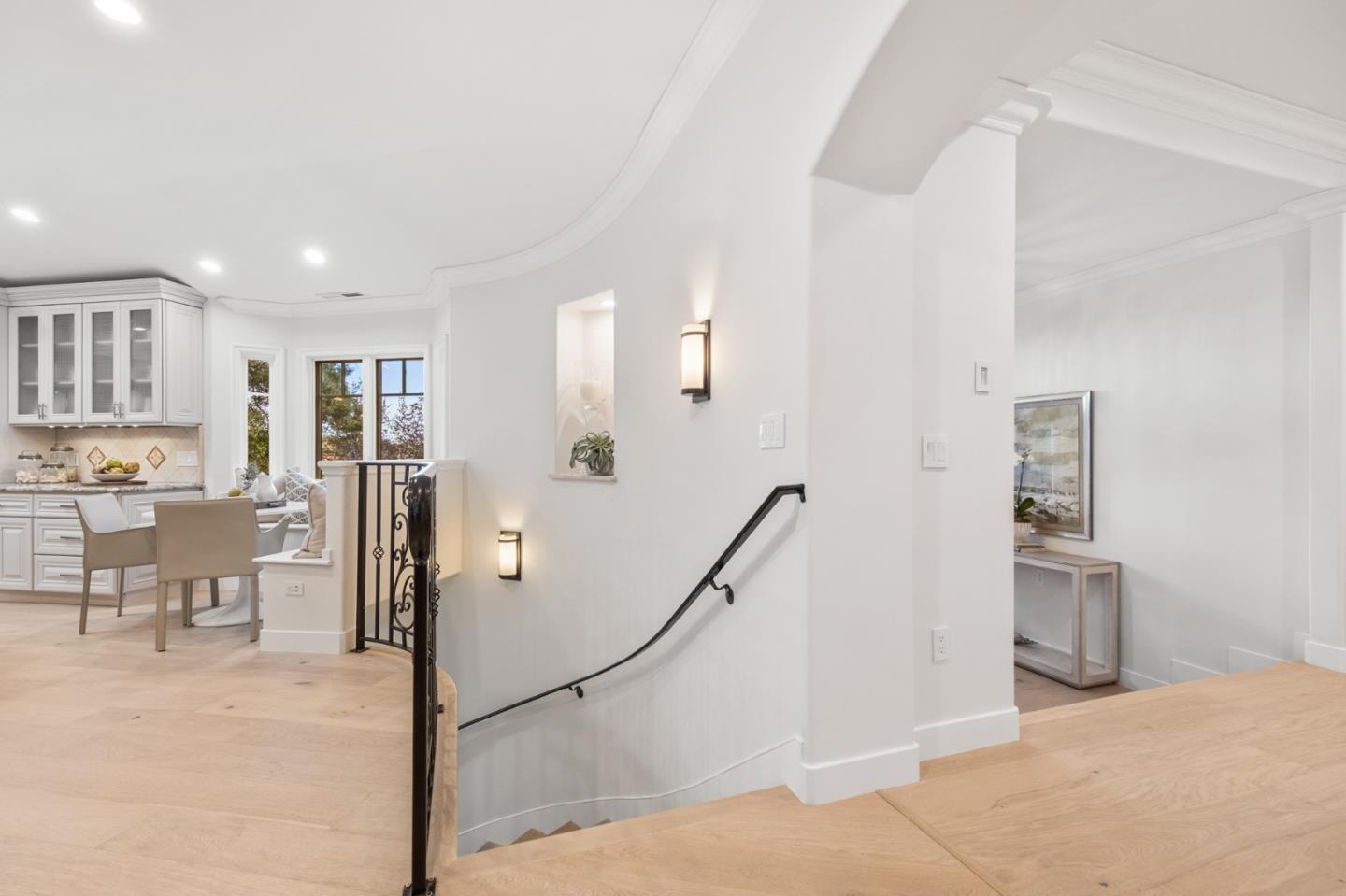 Detail Gallery Image 42 of 72 For 2260 Summit Dr, Hillsborough,  CA 94010 - 4 Beds | 3/1 Baths