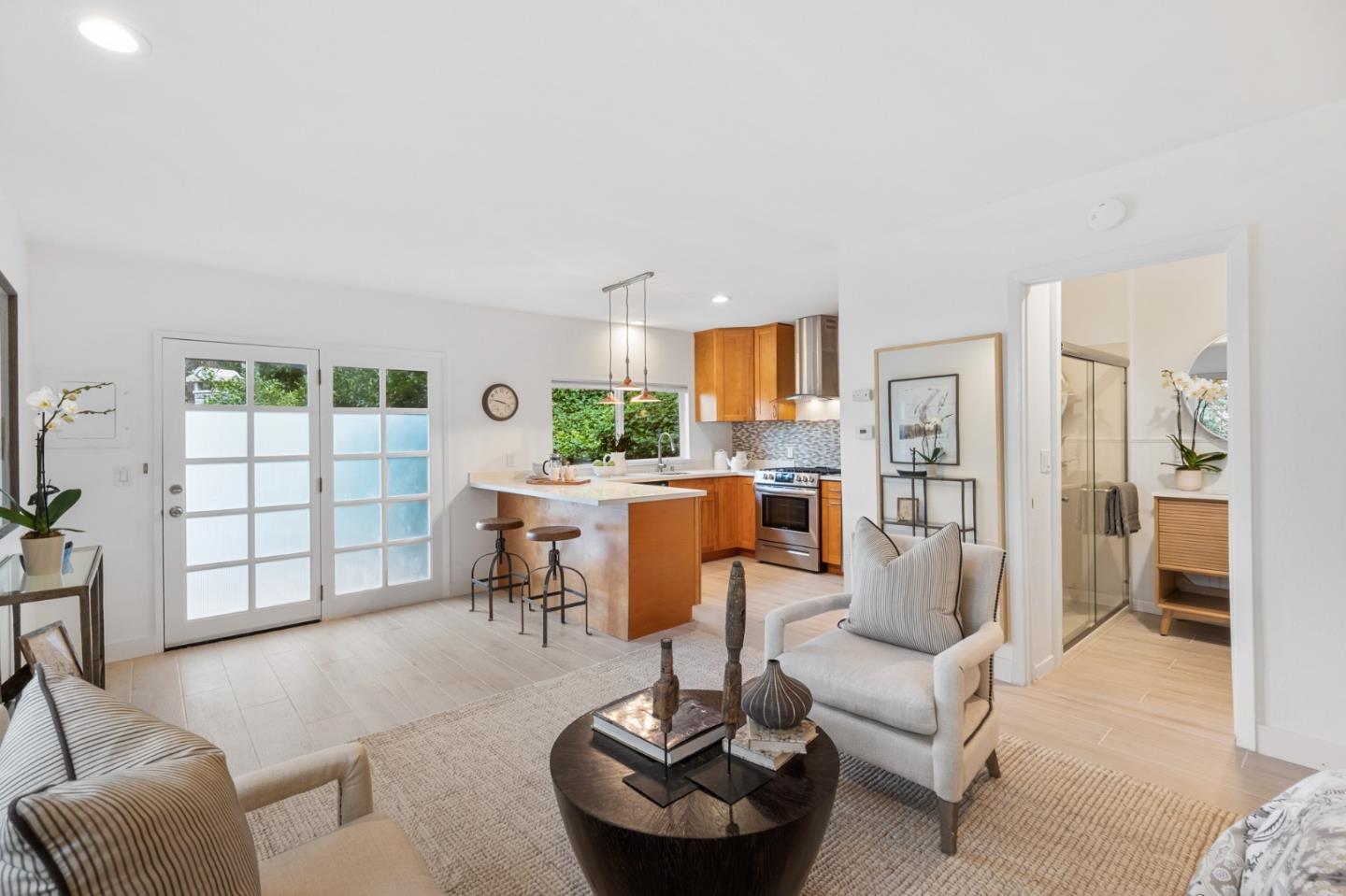 Detail Gallery Image 45 of 72 For 2260 Summit Dr, Hillsborough,  CA 94010 - 4 Beds | 3/1 Baths