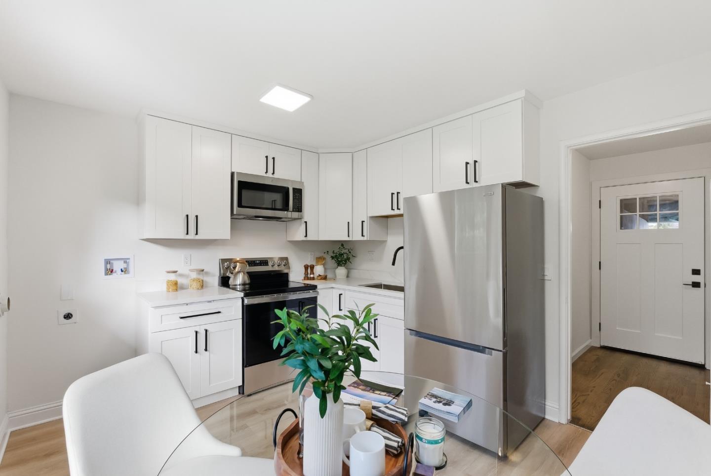 Detail Gallery Image 24 of 35 For 438-440 Waddington Ave, Sunnyvale,  CA 94085 - 2 Beds | 2 Baths