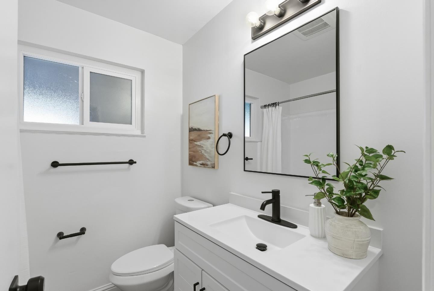 Detail Gallery Image 28 of 35 For 438-440 Waddington Ave, Sunnyvale,  CA 94085 - 2 Beds | 2 Baths