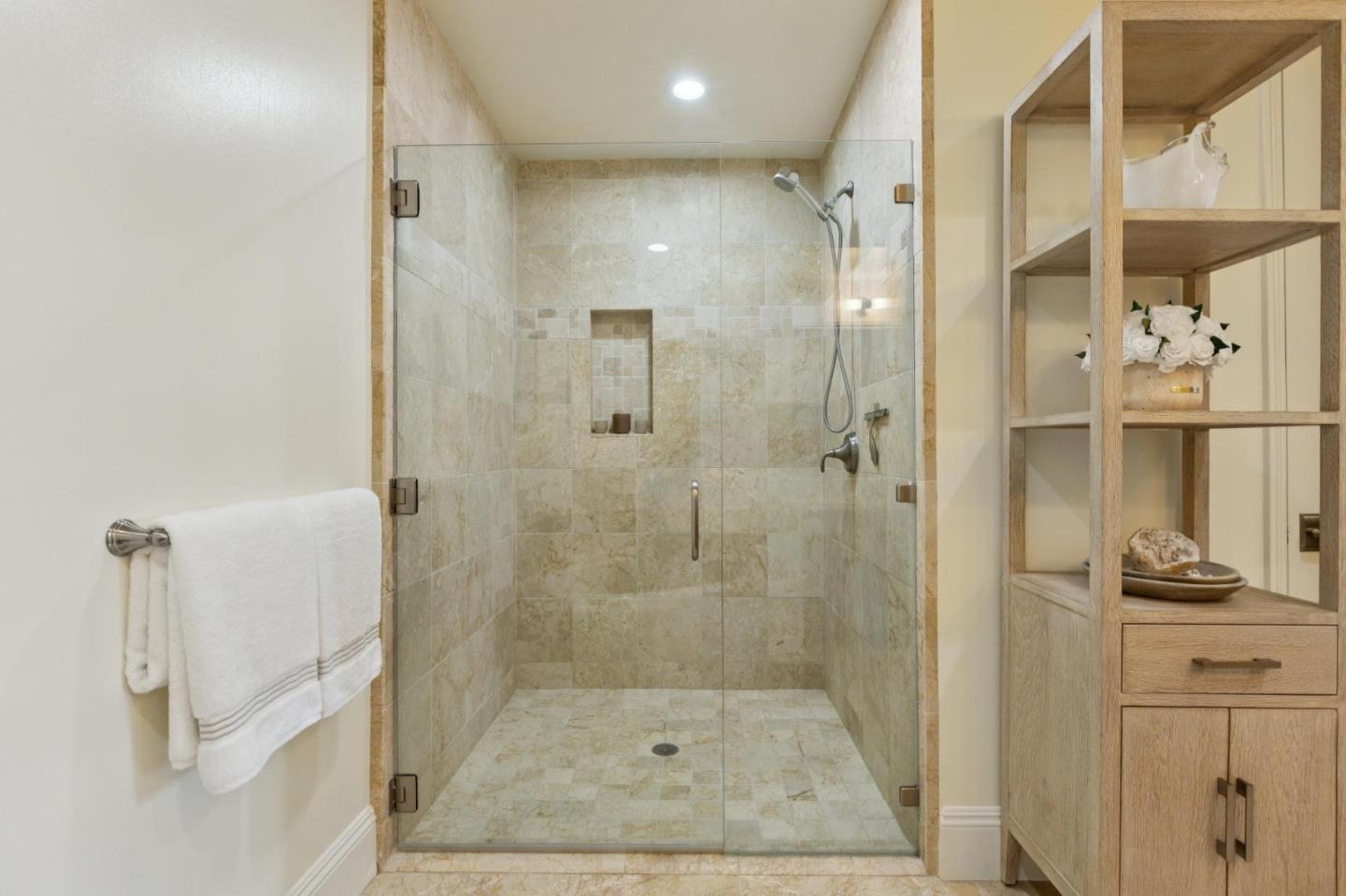 Photo #28: ML82037298 Listing: Photo #28