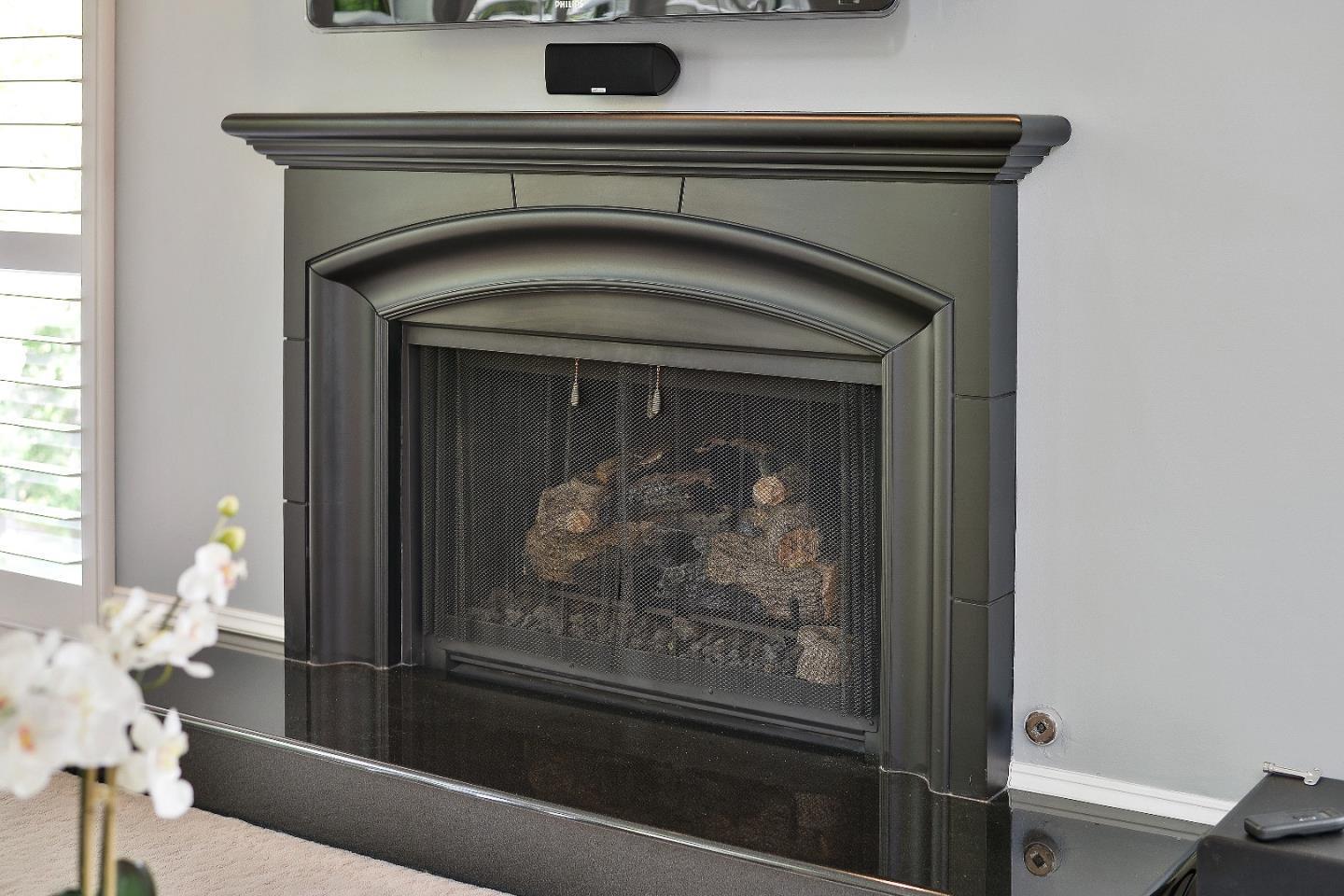 Detail Gallery Image 20 of 30 For 4 Mansion Ct #00721,  Menlo Park,  CA 94025 - 3 Beds | 3/1 Baths