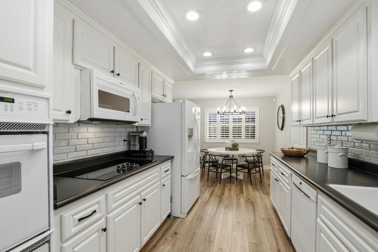 Detail Gallery Image 20 of 48 For 3908 Cherry Ave, San Jose,  CA 95118 - 4 Beds | 2/1 Baths