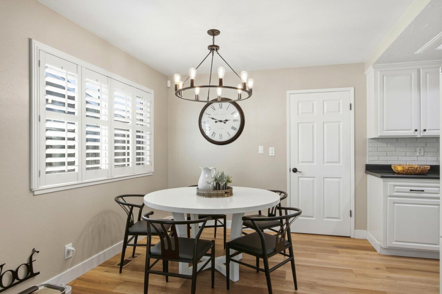 Detail Gallery Image 22 of 48 For 3908 Cherry Ave, San Jose,  CA 95118 - 4 Beds | 2/1 Baths