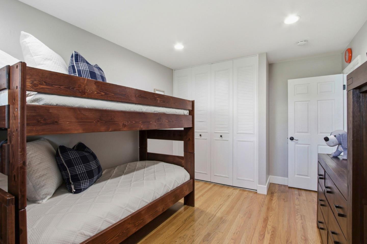 Detail Gallery Image 27 of 48 For 3908 Cherry Ave, San Jose,  CA 95118 - 4 Beds | 2/1 Baths