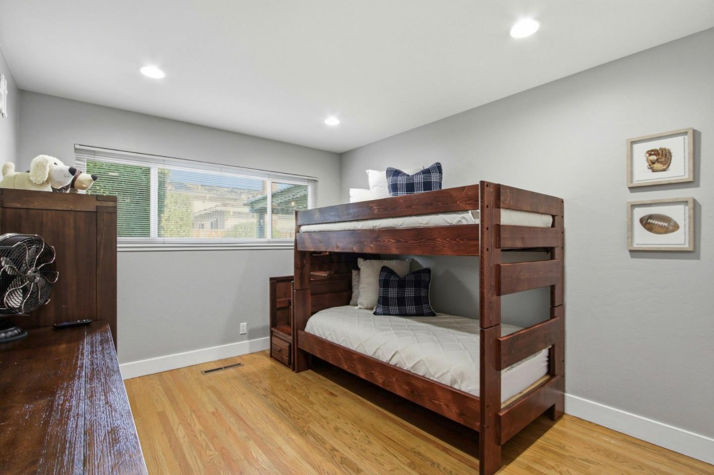 Detail Gallery Image 28 of 48 For 3908 Cherry Ave, San Jose,  CA 95118 - 4 Beds | 2/1 Baths