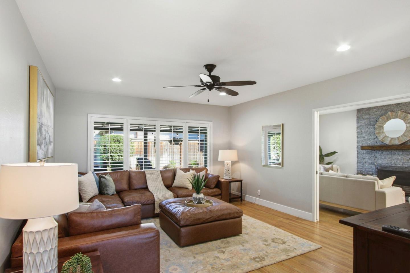 Detail Gallery Image 9 of 48 For 3908 Cherry Ave, San Jose,  CA 95118 - 4 Beds | 2/1 Baths