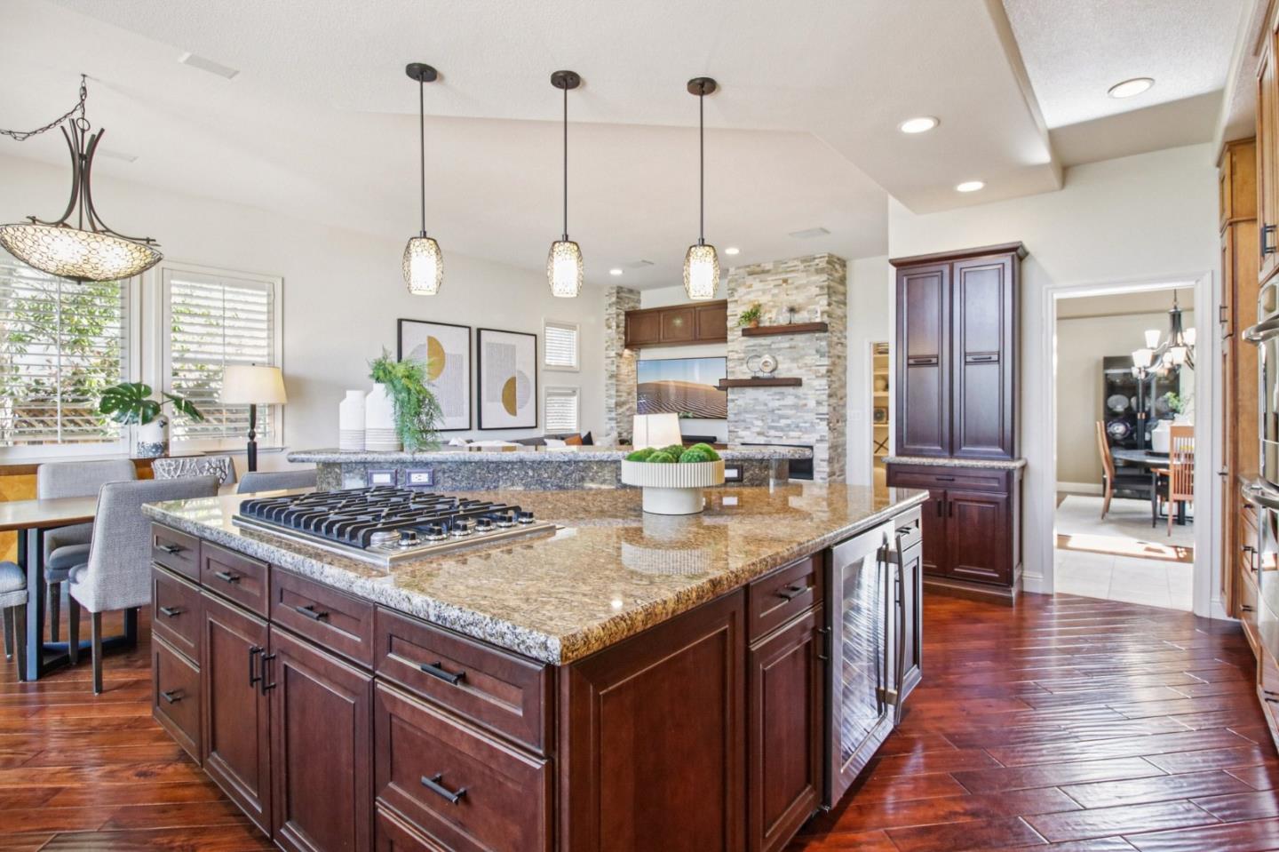 Detail Gallery Image 15 of 85 For 5765 Foligno Way, San Jose,  CA 95138 - 4 Beds | 3/1 Baths