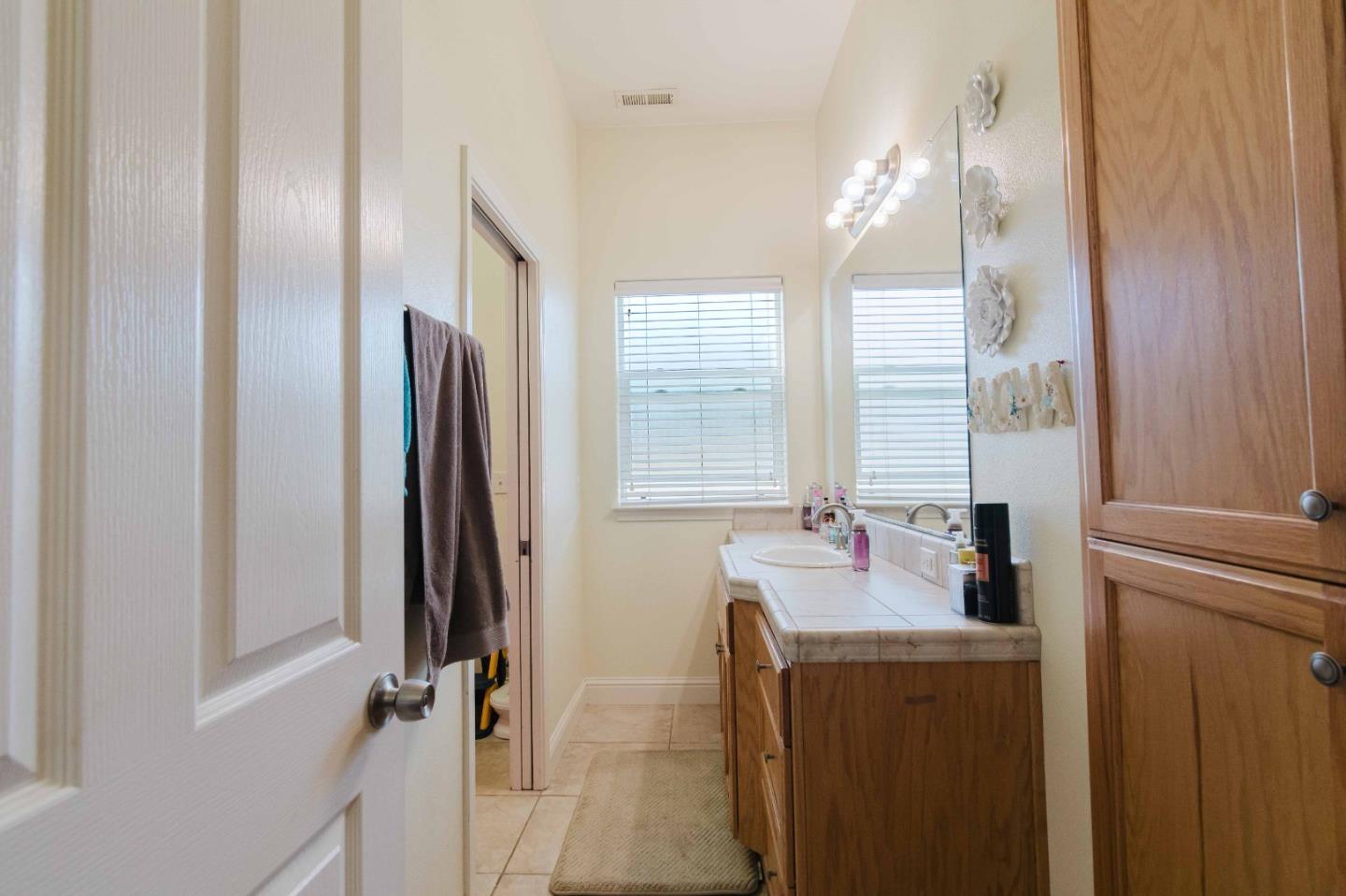 Detail Gallery Image 10 of 49 For 307 N 3rd St, King City,  CA 93930 - – Beds | – Baths