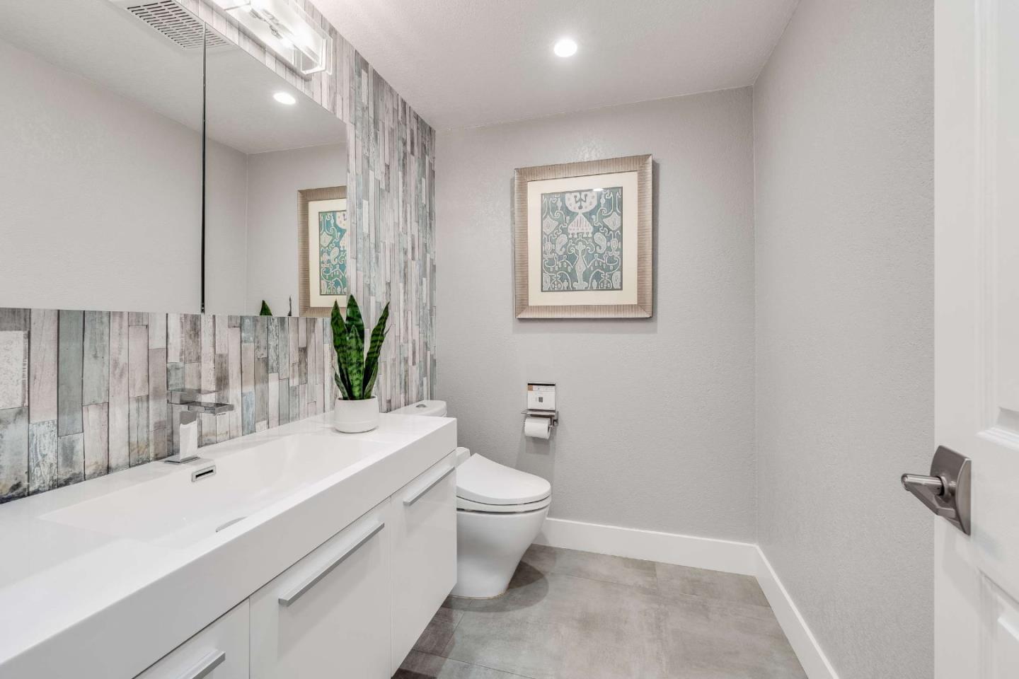 Detail Gallery Image 8 of 48 For 43684 Southerland Way, Fremont,  CA 94539 - 4 Beds | 2/1 Baths