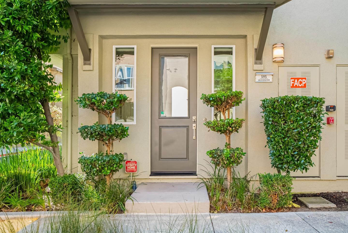 Detail Gallery Image 19 of 40 For 595 San Rivera Ter, Sunnyvale,  CA 94085 - 2 Beds | 2/1 Baths