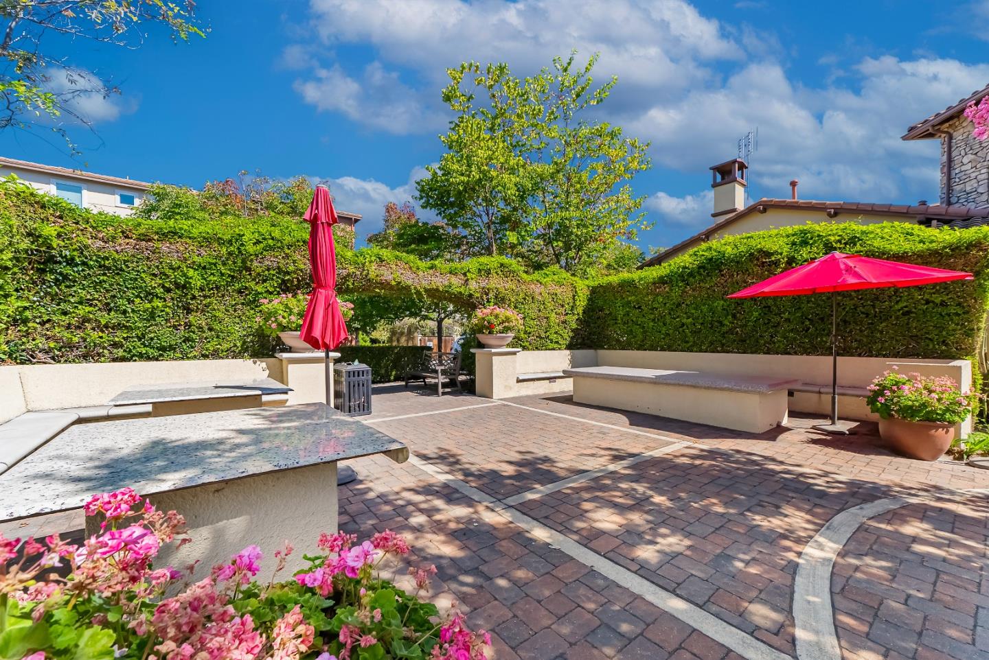 Detail Gallery Image 25 of 40 For 595 San Rivera Ter, Sunnyvale,  CA 94085 - 2 Beds | 2/1 Baths