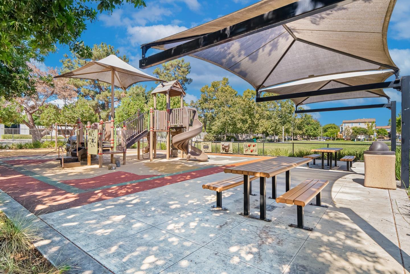 Detail Gallery Image 28 of 40 For 595 San Rivera Ter, Sunnyvale,  CA 94085 - 2 Beds | 2/1 Baths