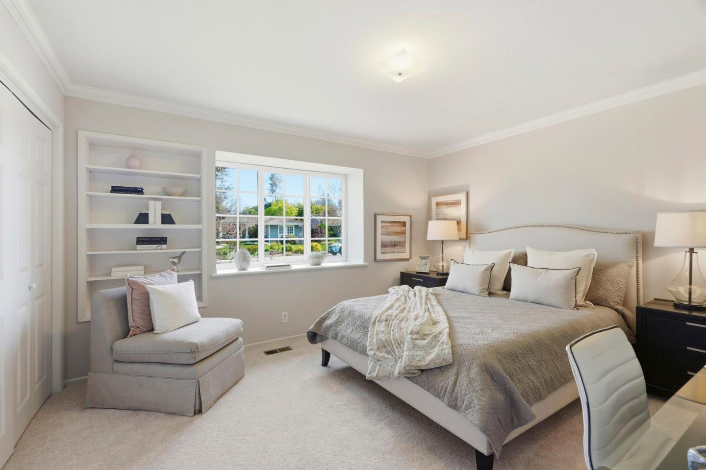 Detail Gallery Image 19 of 37 For 1474 Marlbarough Ave, Los Altos,  CA 94024 - 5 Beds | 3 Baths