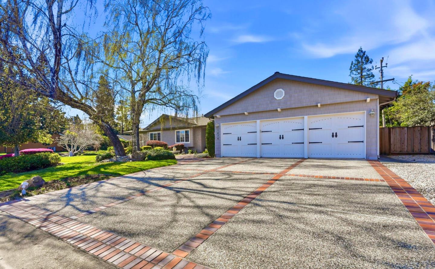 Detail Gallery Image 3 of 37 For 1474 Marlbarough Ave, Los Altos,  CA 94024 - 5 Beds | 3 Baths