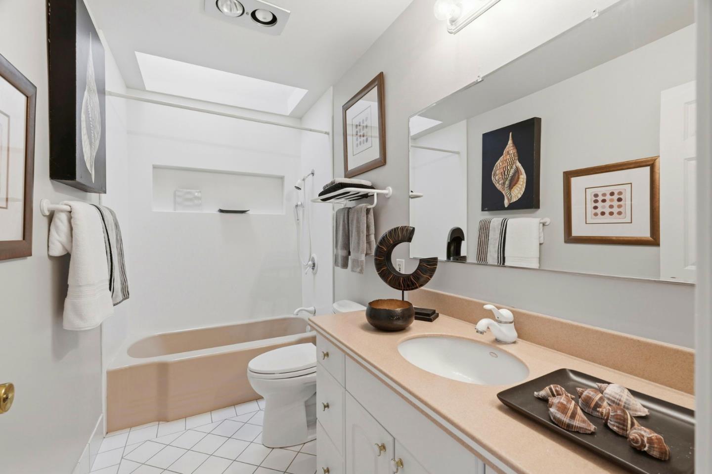 Detail Gallery Image 30 of 37 For 1474 Marlbarough Ave, Los Altos,  CA 94024 - 5 Beds | 3 Baths