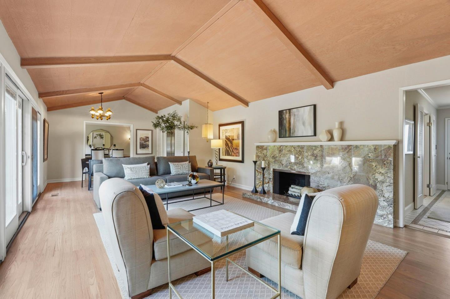 Detail Gallery Image 6 of 37 For 1474 Marlbarough Ave, Los Altos,  CA 94024 - 5 Beds | 3 Baths