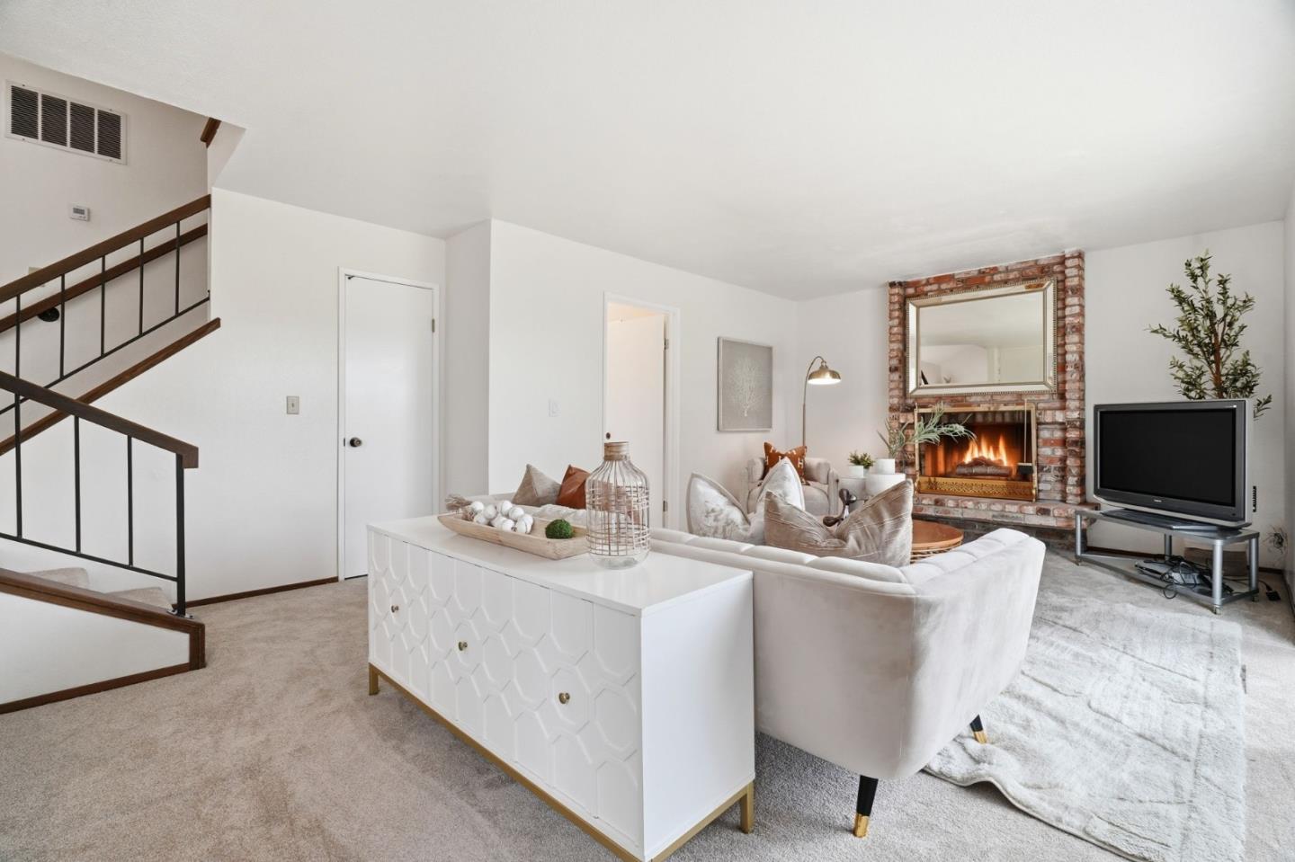 Detail Gallery Image 11 of 34 For 3647 Lufkin Ct, San Jose,  CA 95148 - 4 Beds | 2/1 Baths