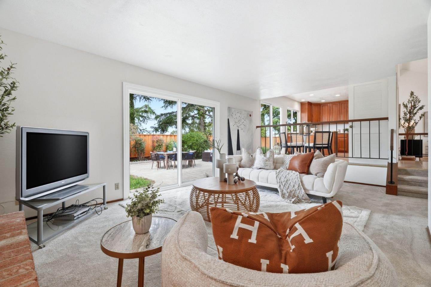 Detail Gallery Image 13 of 34 For 3647 Lufkin Ct, San Jose,  CA 95148 - 4 Beds | 2/1 Baths