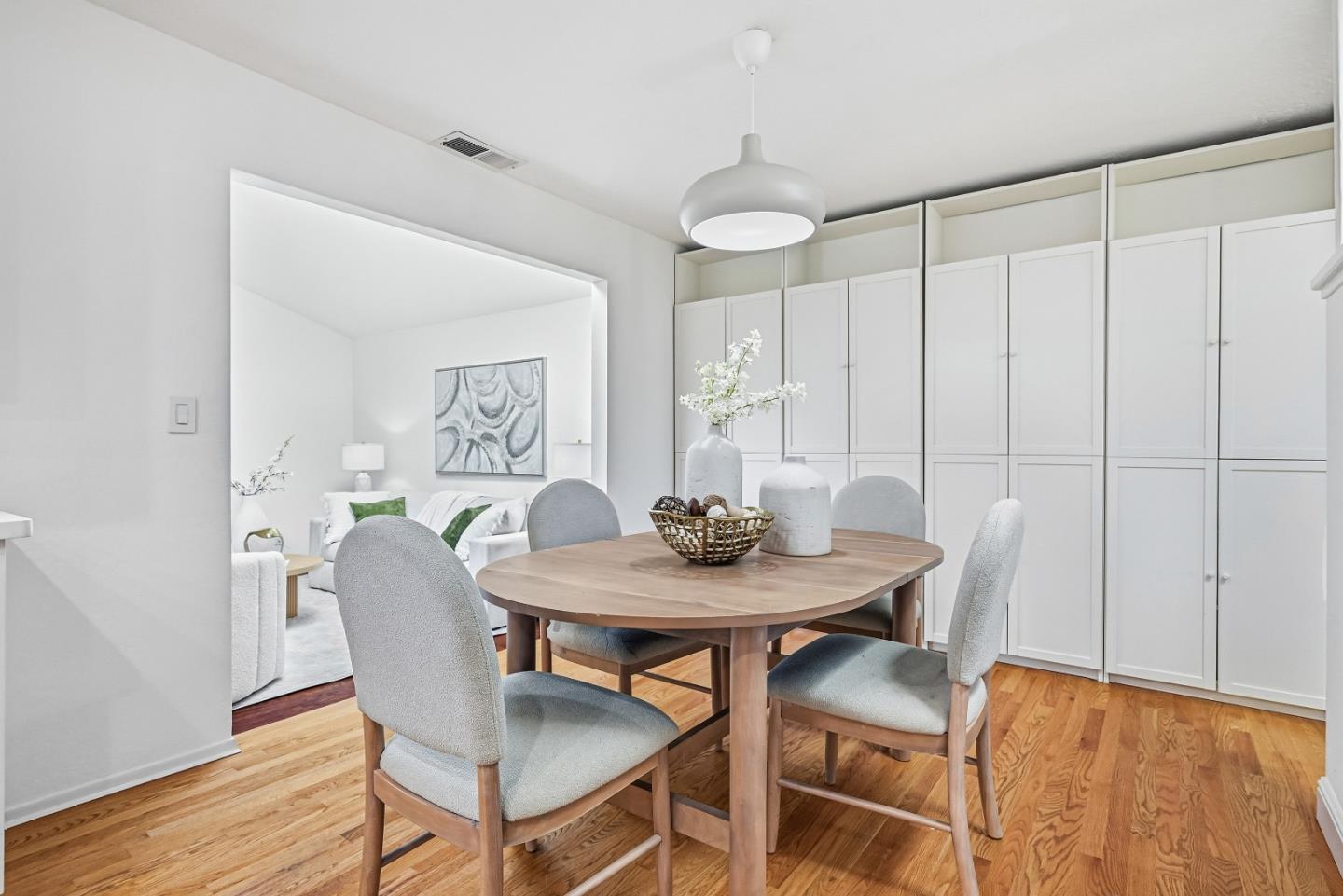 Detail Gallery Image 12 of 40 For 872 Loyalton Dr, Campbell,  CA 95008 - 3 Beds | 2 Baths