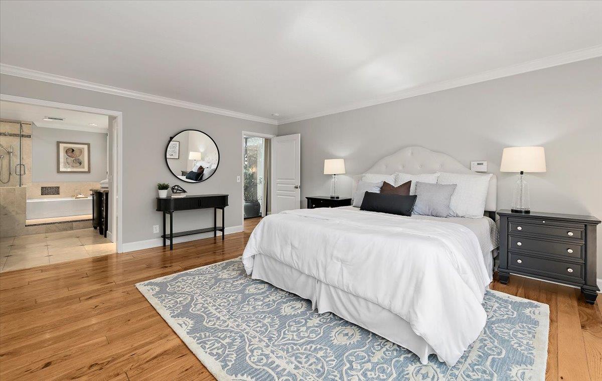 Detail Gallery Image 15 of 34 For 22 Bay Tree Ln #22,  Los Altos,  CA 94022 - 2 Beds | 2 Baths