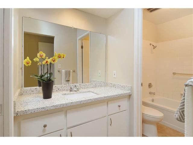 Detail Gallery Image 11 of 16 For 26 4th St #9,  Los Altos,  CA 94022 - 1 Beds | 1 Baths